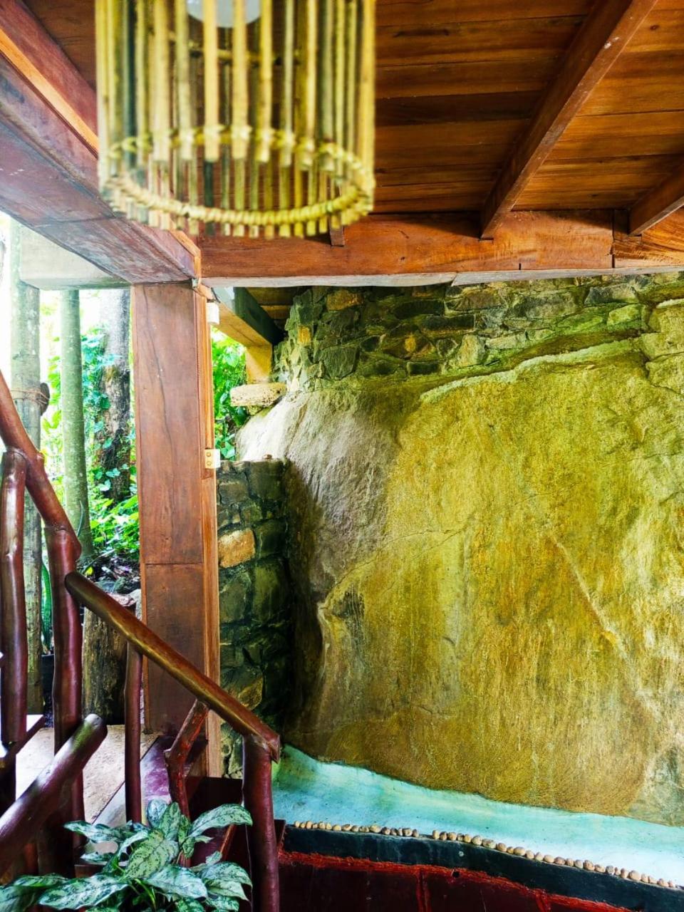 Jungle Face Inn Ella Exterior photo